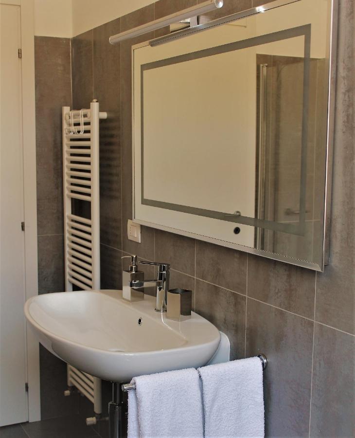 Palazzo Della Torre Elegant Apartment In Como Dış mekan fotoğraf